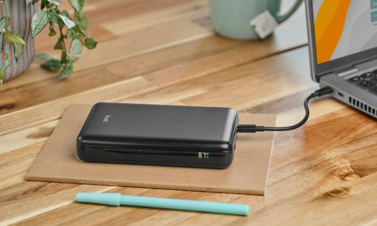 Powerbank Trust LARO 100W (do laptopa i telefonu)
