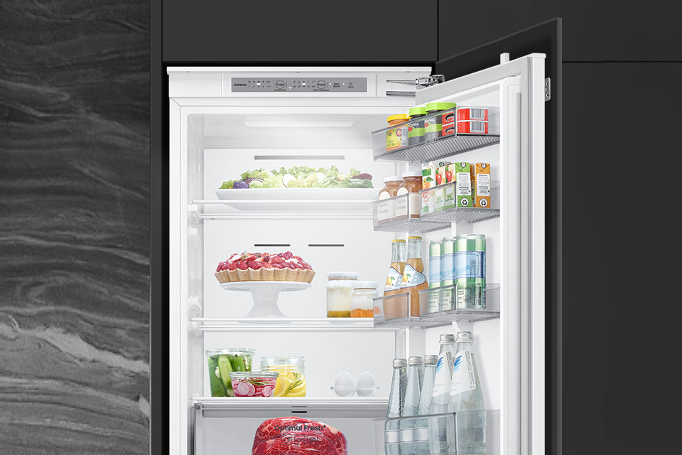 lodówka Samsung BRB70F26DEF0EO z możliwością sterowania oświetleniem za pomocą aplikacji