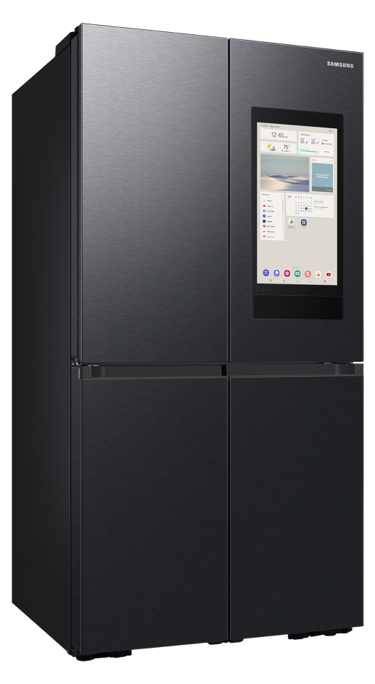 Lodówka Multidoor AI Family Hub™ RF65DG9H0EB1EO wykończona w eleganckiej grafitowej stali prezentuje się niezwykle stylowo