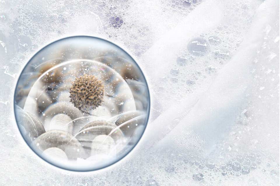 Aktywna piana pozwala na pozbycie się trudnych plam 