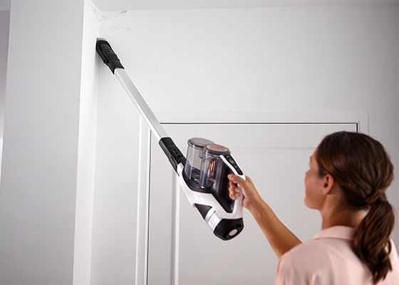 Philips Do sprzątania trudno dostępnych miejsc. Mała szczotka i szczelinówka