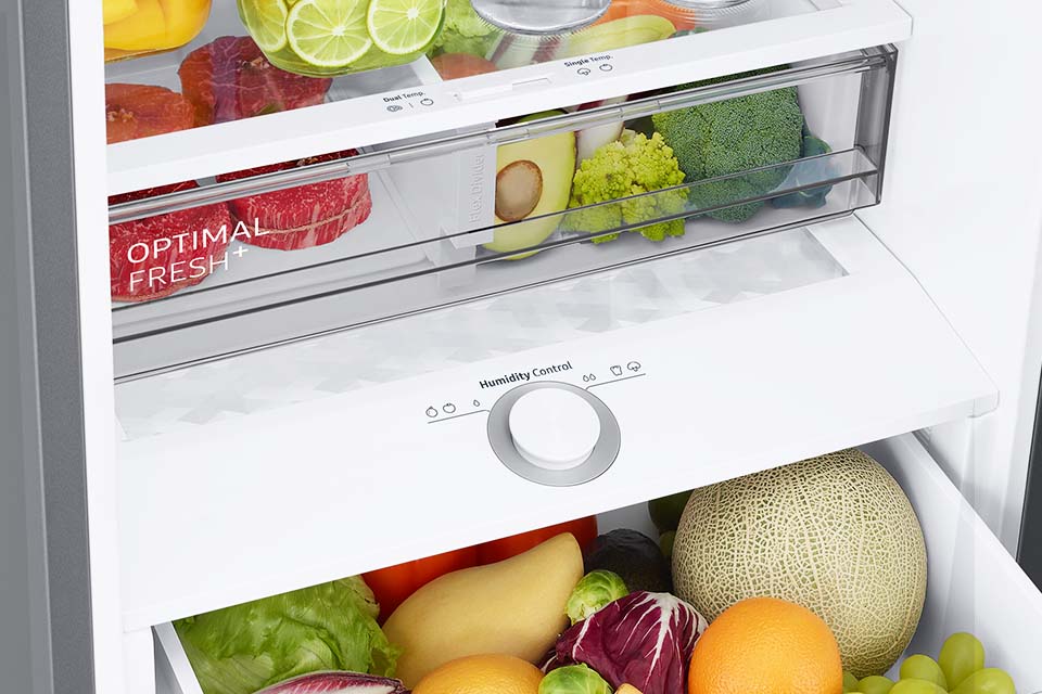 Wizualizacja przedstawia komorę Optimal Fresh + umożliwiającą przechowywanie mięsa i produktów garmażeryjnych oraz warzyw na tym samym poziomie