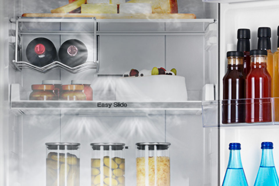 All around cooling pozwala utrzymać stałą temperaturę w lodówce, co pozytywnie wpływa na utrzymanie świeżość żywności