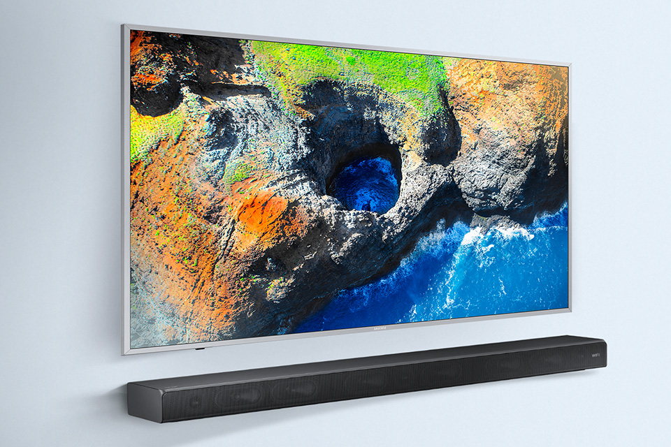 Samsung Spotęguj dźwięk Twojego telewizora. Soundbar HW-MS650