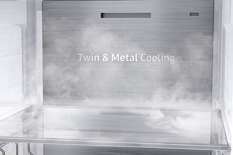 Samsung Stabilna temperatura wewnątrz. Metal Cooling