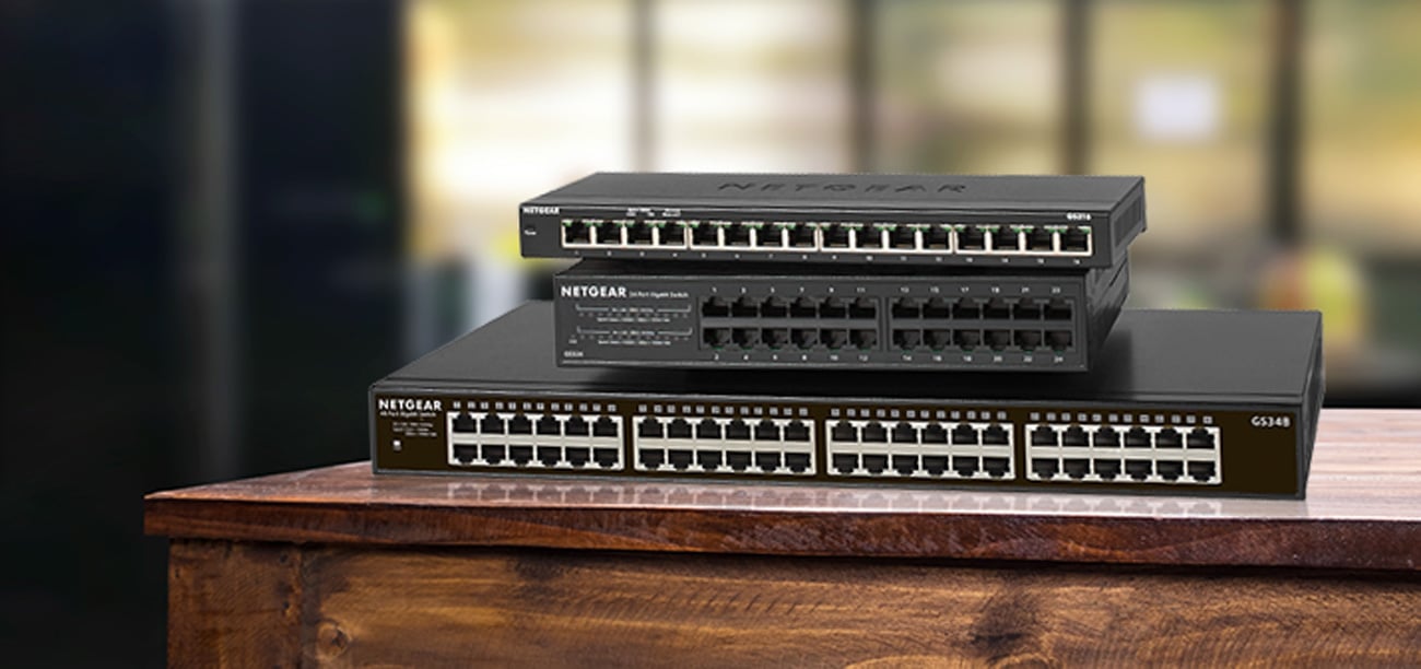 16-portowy, niezarządzany przełącznik Netgear GS308PP