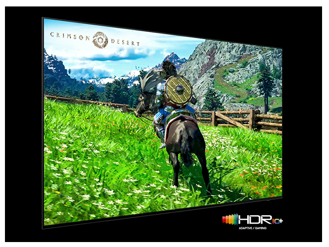 Na ekranie widoczny jest wojownik jadący konno po żywo zielonym krajobrazie w Crimson Desert. HDR10+ Adaptive Gaming.